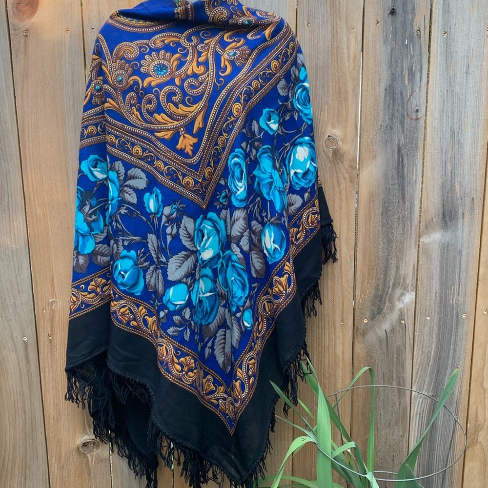 NWT Pavlovosky Posad Shawl w/Floral Pattern, Black, Blue & Gold. 146cm w/fringe